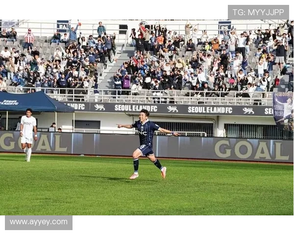 足球明星因伤接受脚部手术重返赛场的希望与挑战 足球明星因伤接受脚部手术重返赛场的希望与挑战