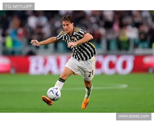 土耳其国家队足球明星的辉煌历程与未来展望 土耳其国家队足球明星的辉煌历程与未来展望