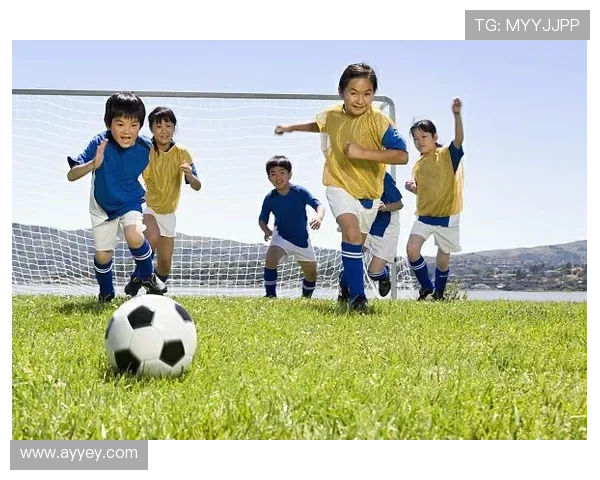 足球明星的未婚孩子们如何在聚光灯下成长与生活 足球明星的未婚孩子们如何在聚光灯下成长与生活