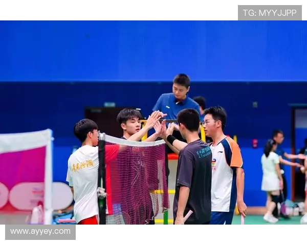 成都羽毛球队在精英赛积分榜中以96分稳居第一名展现强大实力